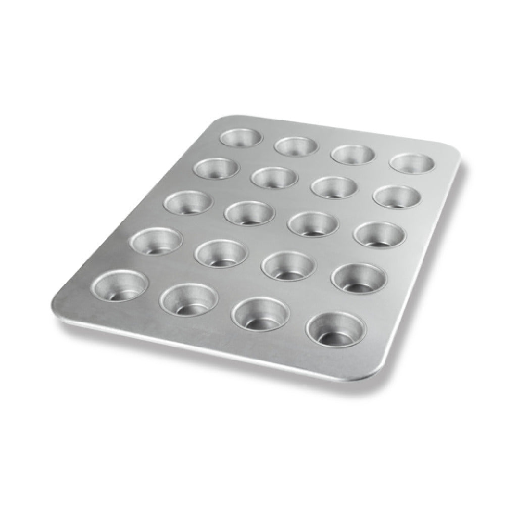 Chicago Metallic 43030 Cupcake Pan 17-7/8" X 25-7/8" Overall Makes (20) 2-3/4" Dia. Cupcakes