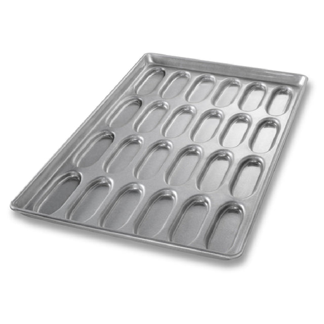 Chicago Metallic 42415 Hot Dog Bun Pan 16-3/4" X 27-3/4" X 1-5/8" Overall (24) 6" X 2-1/16" Compartments