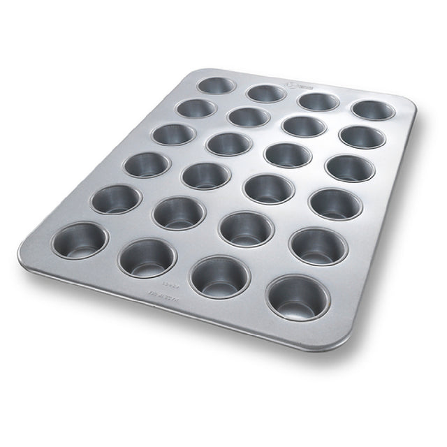 Chicago Metallic 45605 Cupcake Pan 17-7/8" X 25-7/8" Overall Makes (24) 2-3/4" Dia. Cupcakes