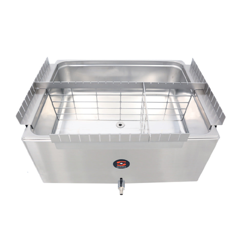 Sammic 1180183 (1180183) Intermediate Tank Divider 1/2 For Use With 14 Gal Tank. Divides Tank Into Separate Compartments To Organize The Tank For Multi-product Use And For FIFO Organization. Spans Front To Back 1/2 Way Through The Tank. Use With Support
