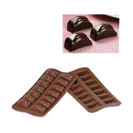 Louis Tellier SCG09 Silikomart Chocolate Mold Jack (14) 0.27 Oz. Pieces