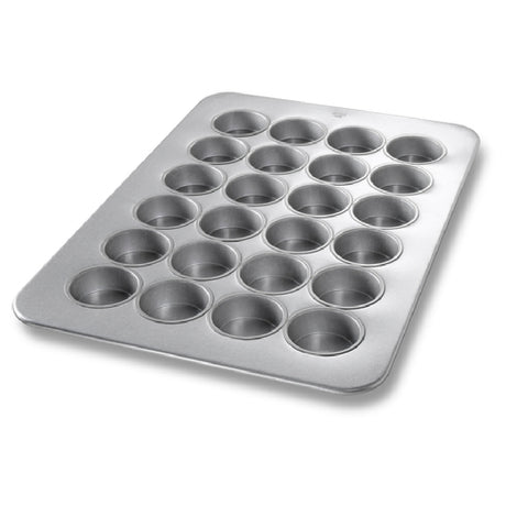 Chicago Metallic 45265 Texas Muffin Pan 17-7/8" X 25-7/8" Overall Makes (24) 3-3/16" Dia. Muffins