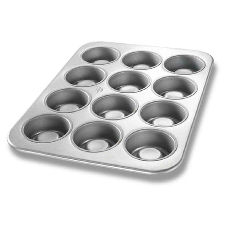 Chicago Metallic 43385 Mary Ann/Strawberry Shortcake Pan 12-7/8" X 17-7/8" X 1-1/2" Overall