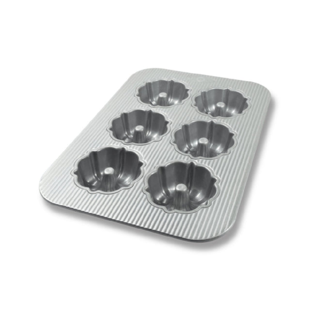 Chicago Metallic 20853 Mini Fluted Cake Pan 11-1/8" X 15-3/4" Overall Makes (6) 3-15/16" Dia. Cakes