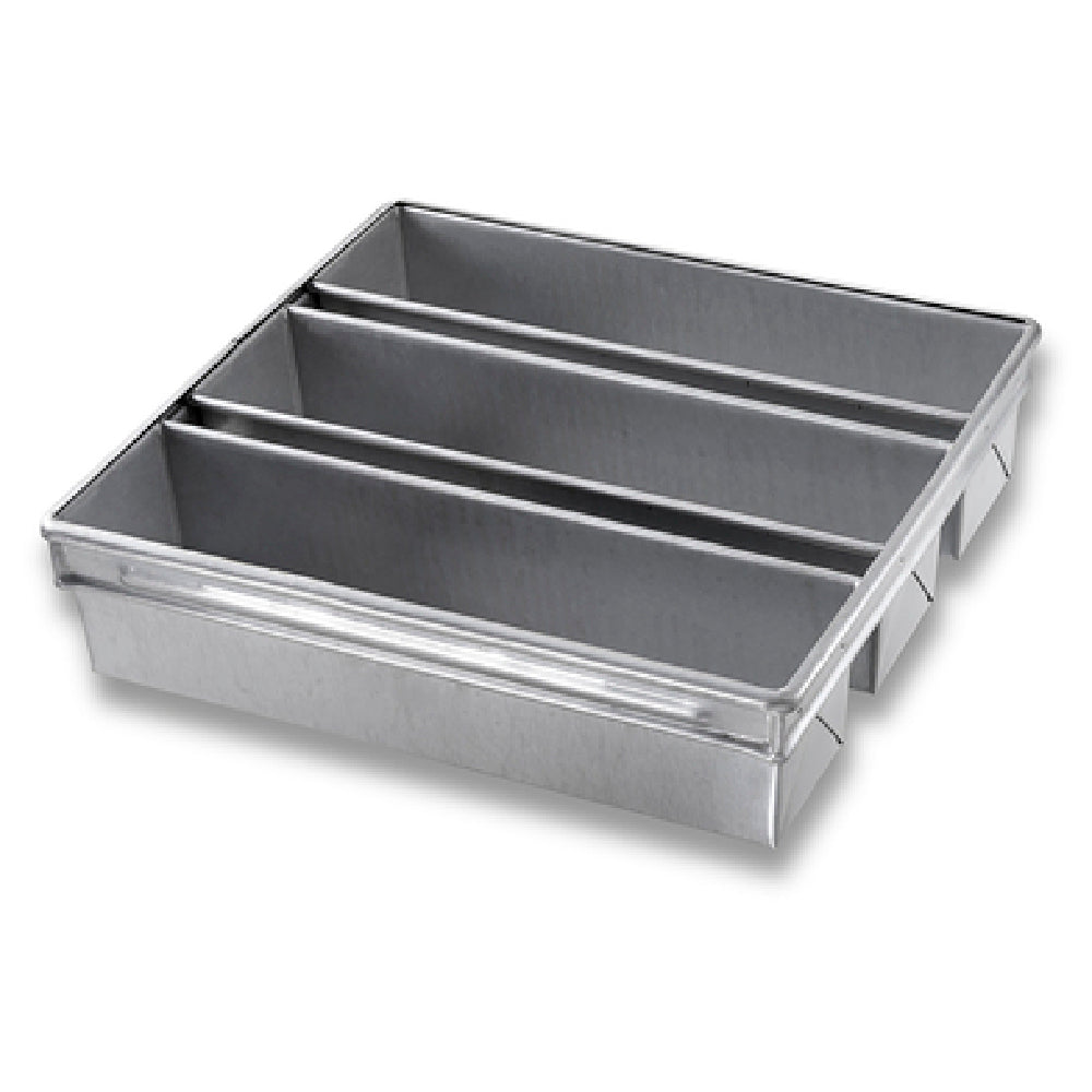 Chicago Metallic 44365 Pullman Pan Set 3-pan 16-23/32" X 15-3/4" X 4" Overall