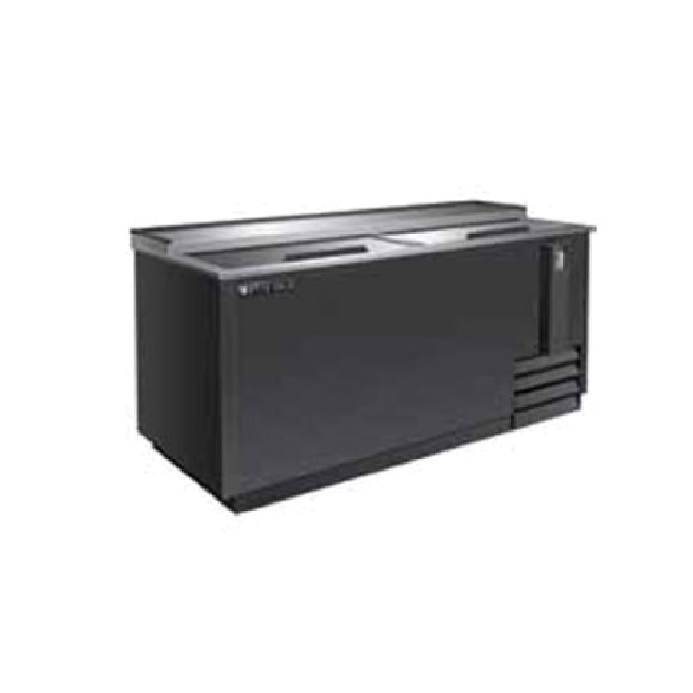 Maxximum MXCR65BHC Maxx Cold X-Series Bottle Cooler 64.3" Wide 17.0 Cu. Ft.