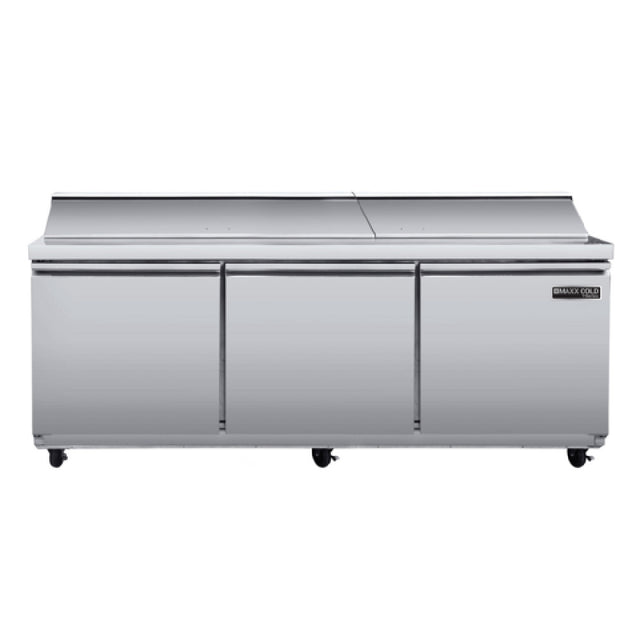 Maxximum MVR72SHC Maxx Cold V-Series Refrigerated Sandwich And Salad Prep Station