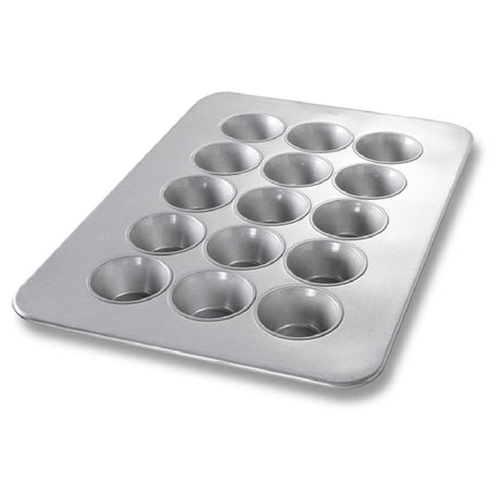 Chicago Metallic 47005 Pecan Roll/Large Muffin Pan 17-7/8" X 25-7/8" Overall Makes (15) 3-11/16" Dia. Rolls