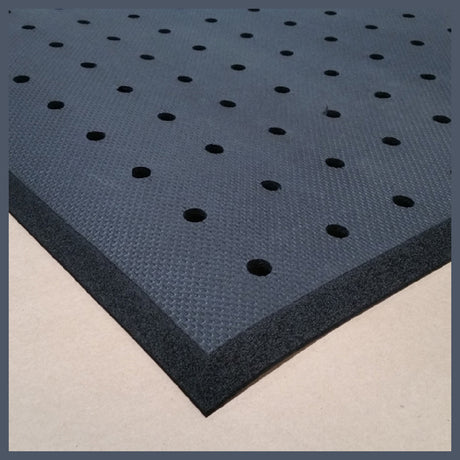 Cactus Mat 2200R-C4H Black Cloud Runner 4' X 75' Roll 3/4" Thick