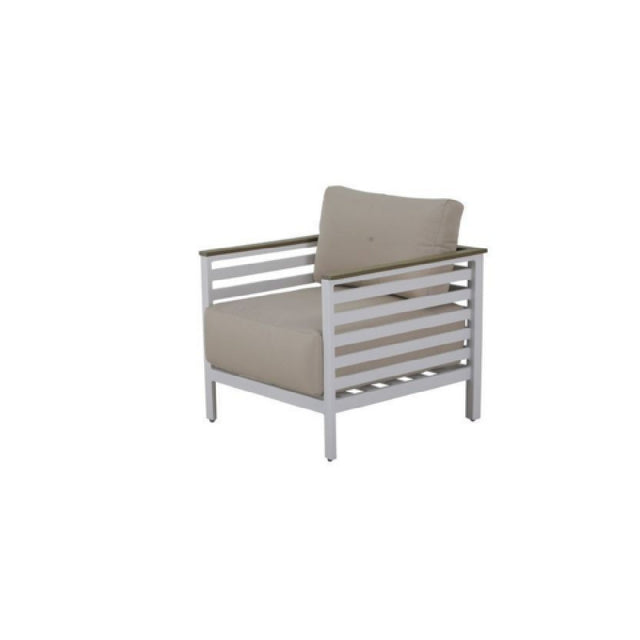 Plantation Prestige Commercial Furniture 8840600-015422 Durango Lounge Chair White Frame Honey Slat Arms With #5422 Antigue Beige Cushions (other Fabric Options Available For Upcharge)