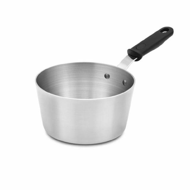 Vollrath 6821275 Wear-Ever® Tapered Sauce Pan 2.75 Qt. (2.6 Liter) Silicone Handle