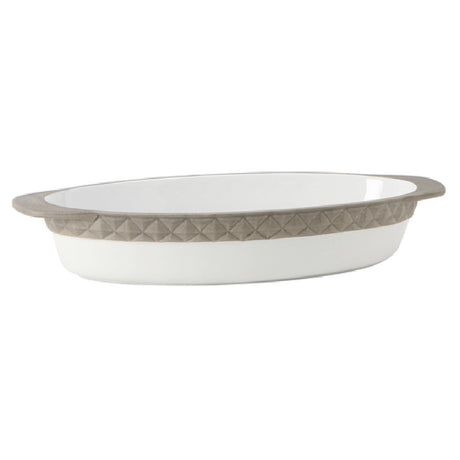 Tuxton EAF-101 Casserole Dish 3-1/2 Qt. 17-3/4"L X 8-1/2"W X 3"H (15-3/4"L Without Handle)