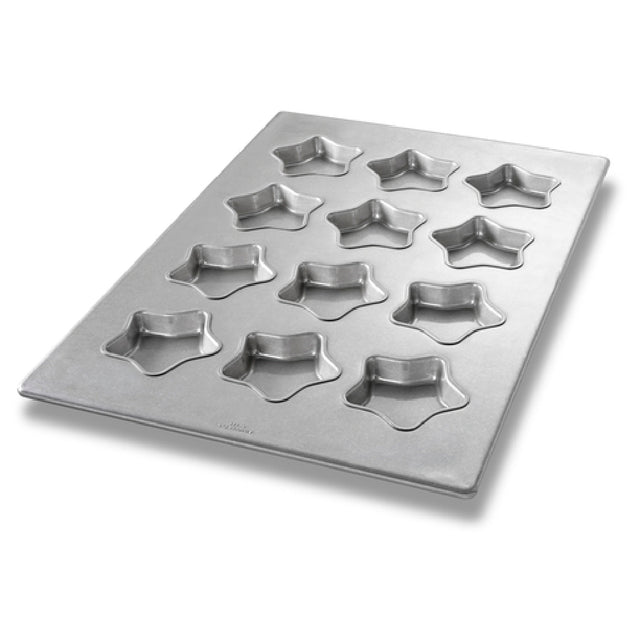 Chicago Metallic 43045 Mini Star Cake Pan 17-7/8" X 25-7/8" Overall Makes (12) 4-1/2" Cakes