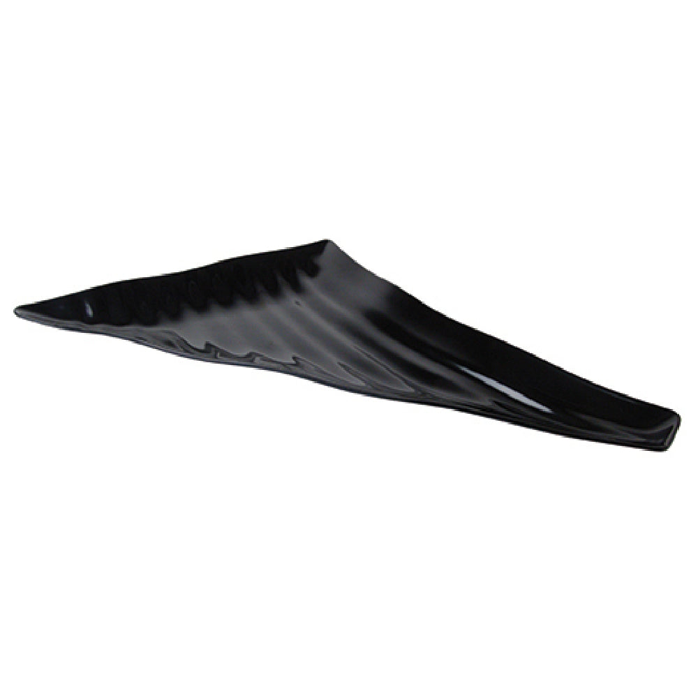Bauscher Hepp TB90554 - Wavy Platter, 21-3/16" X 14-2/5", Triangular